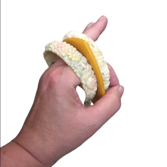 🌞B-B-B-BAKELITE BANGLE🌞 - Picture 2 of 3